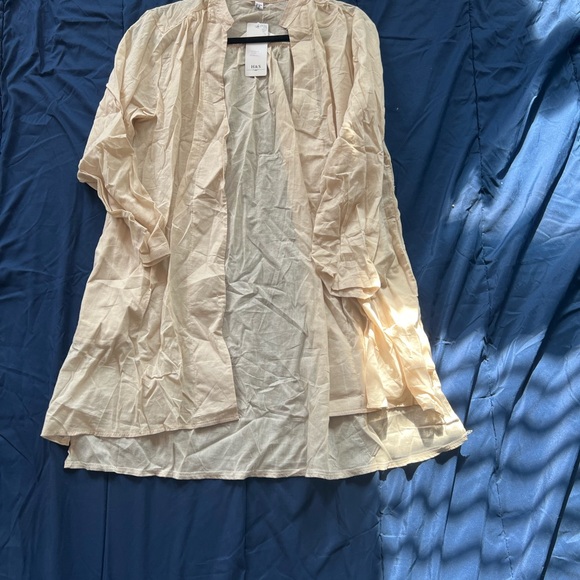 I bought this as a 2x but it’s more like a large - Picture 2 of 3